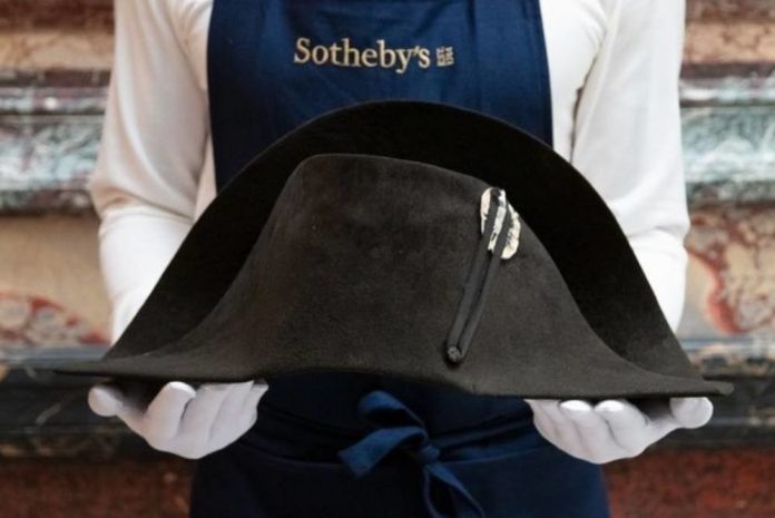 napoleon_hat