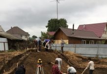 День археолога и экспедиционный фольклор: песни раскопок